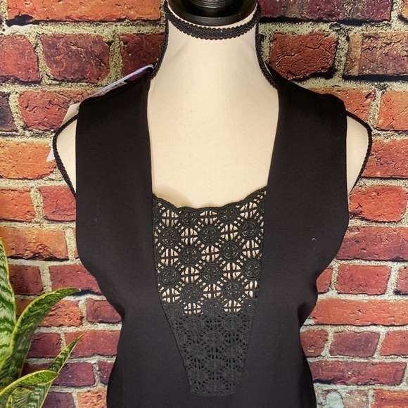 Gentle Fawn Sleeveless V Neck Lace Embroidered Black Midi Dress Size 6 NWT - Picture 4 of 12